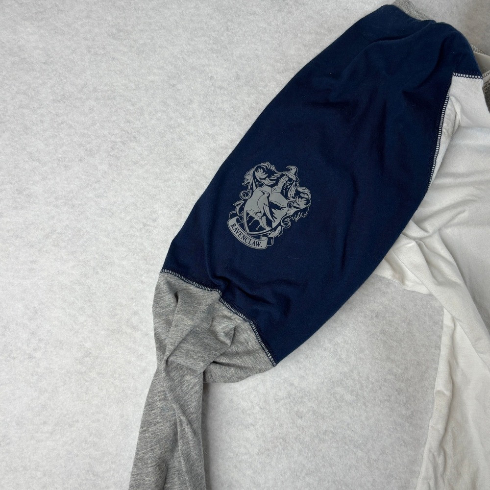 Universal Studios Harry Potter Ravenclaw Raglan Shirt XL White Navy/Grey - Picture 11 of 14